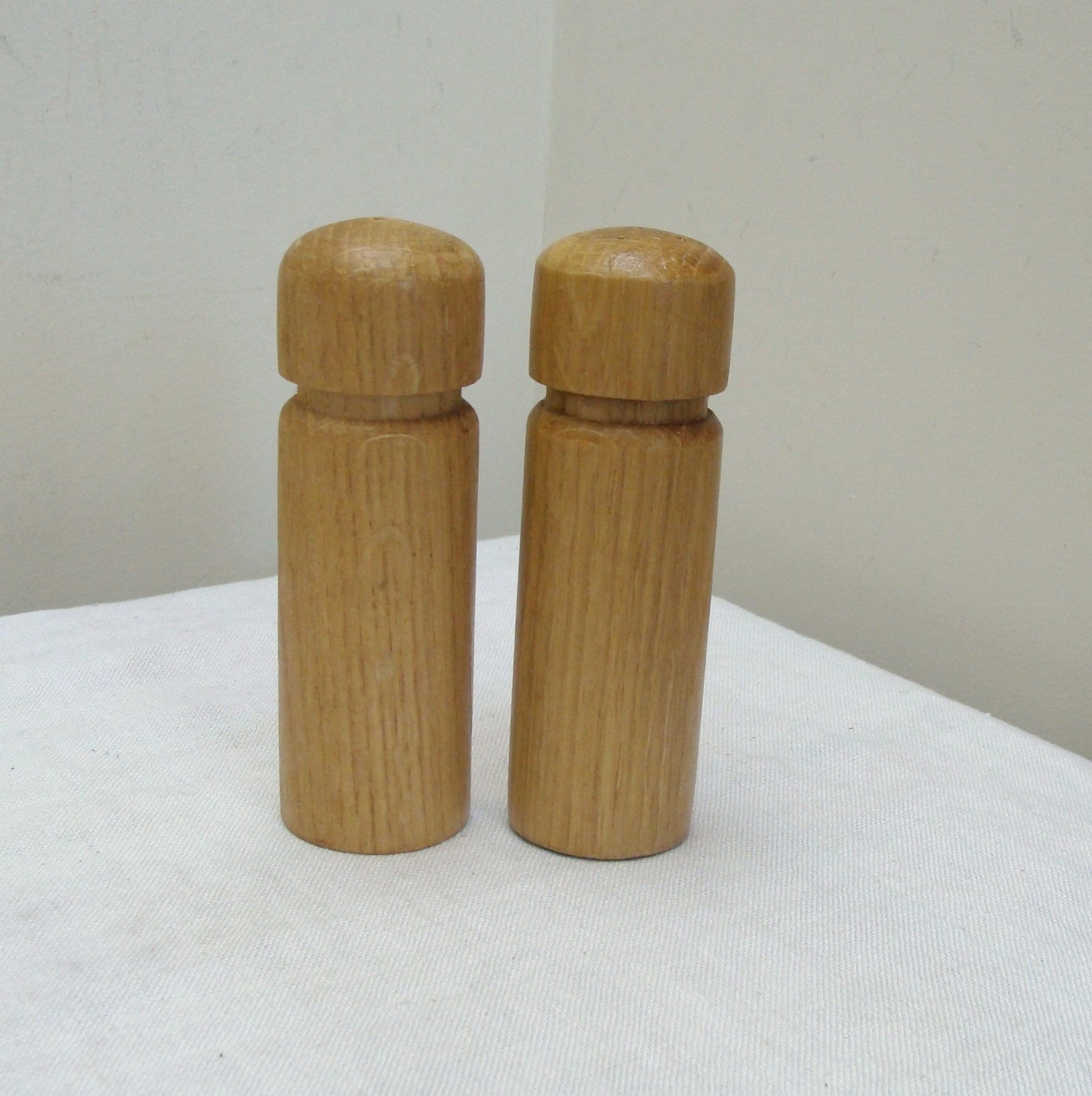 Vintage Wood Salt and Pepper Shakers Etsy UK