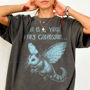 Vintage It Is I Your Fairy Godpossum Shirt, Retro Funny Possum Shirt,Vintage Possum Tshirt,Possum Sweatshirt,Funny Opossum Tee,Meme Tees