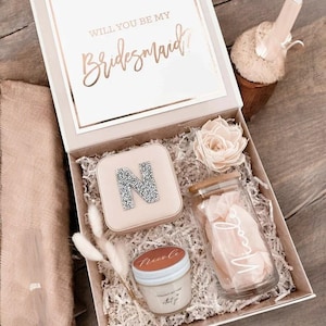 Personalisierte Initialen Rosa Schmuckschatulle, Reiseveranstalter, Brautjungfer Geschenk, Geburtstagsgeschenk, Hochzeitsvorschlag Geschenk