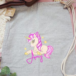 Borsa da palestra personalizzata, borsa per l'asilo ricamata con unicorno, zaino per l'asilo, regalo personalizzato per bambini, inizio dell'asilo nido