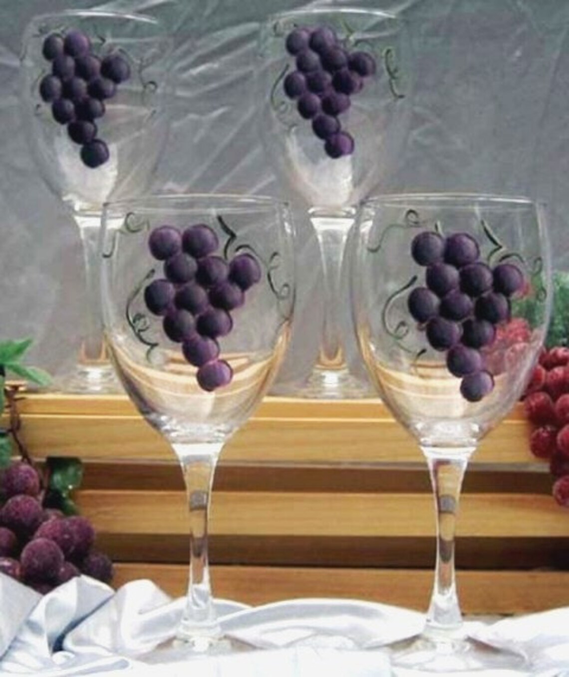 Hand Painted Grapes Wine Glasses Set of 4 Etsy