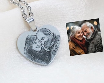 Custom Photo Necklace, Personalised Heart Charm Necklace, Picture Engraved Pendant, Portrait Necklace for Couple, Git for Mum Girlfriend
