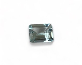 Natural Blue-Green Aquamarine Gemstone 3.0 CT’s, Faceted Stone, Near Flawless