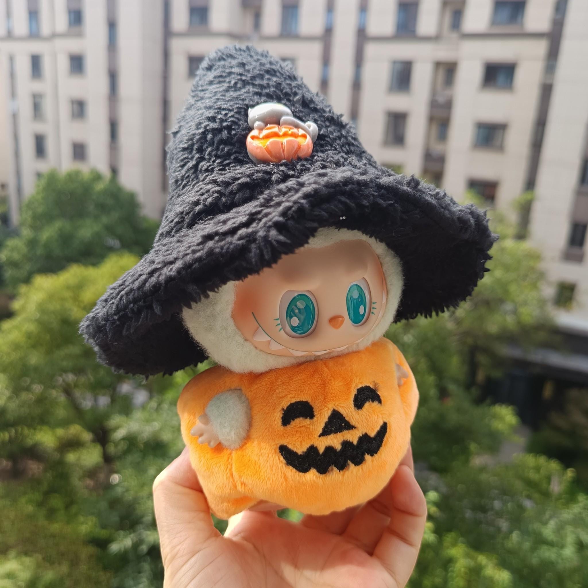 Labubu Halloween Costume – Pumpkin Plush Outfit & Witch Hat for Labubu Doll, Kawaii Handmade Halloween Accessory