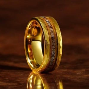 Deer Antler & Whiskey Barrel Wood Men Wedding Ring, Hammered Tungsten Band, Men Gold Wedding Band, Antler Ring, Promise Ring, 8mm Men Ring