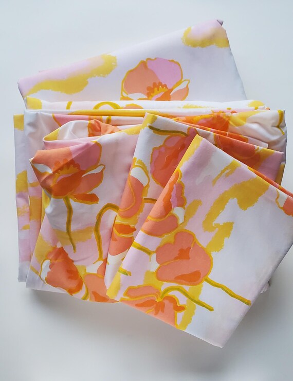 Vintage Bedsheet Set - by Burlington House - Double Fitted and Flat Sheet, including Two Standard Sized Pillowcases