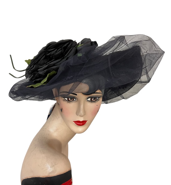 1940's Vintage Wide Brim Navy Blue Straw & Tulle … - image 1