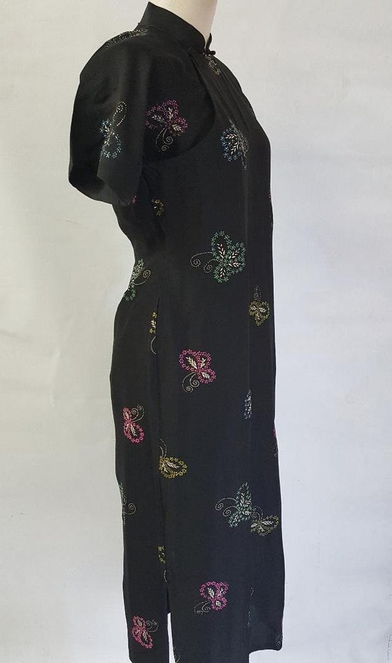 Gorgeous 1930's Silk Rayon Cheongsam Volup Dress … - image 4