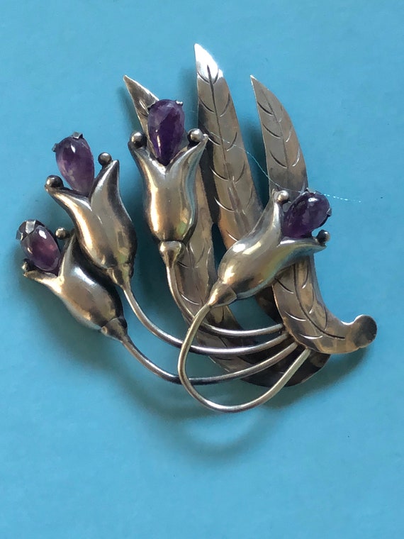 Gorgeous 1940 1950 Huge Sterling and Amethyst Mad… - image 2