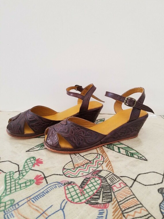 brown wedge sandals size 5