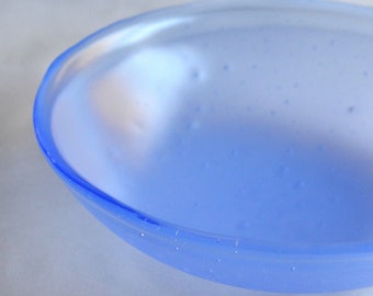Cloud Blue Fused Glass Serving Bowl: Handmade Italian Centerpiece