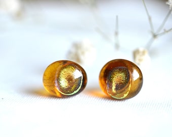 Dichroïsche amberkleurige glazen oorstekers, sieraden van gesmolten glas, sariyer