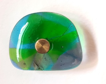 Gancho de pared de cristal de Murano con colores difuminados en verde púrpura