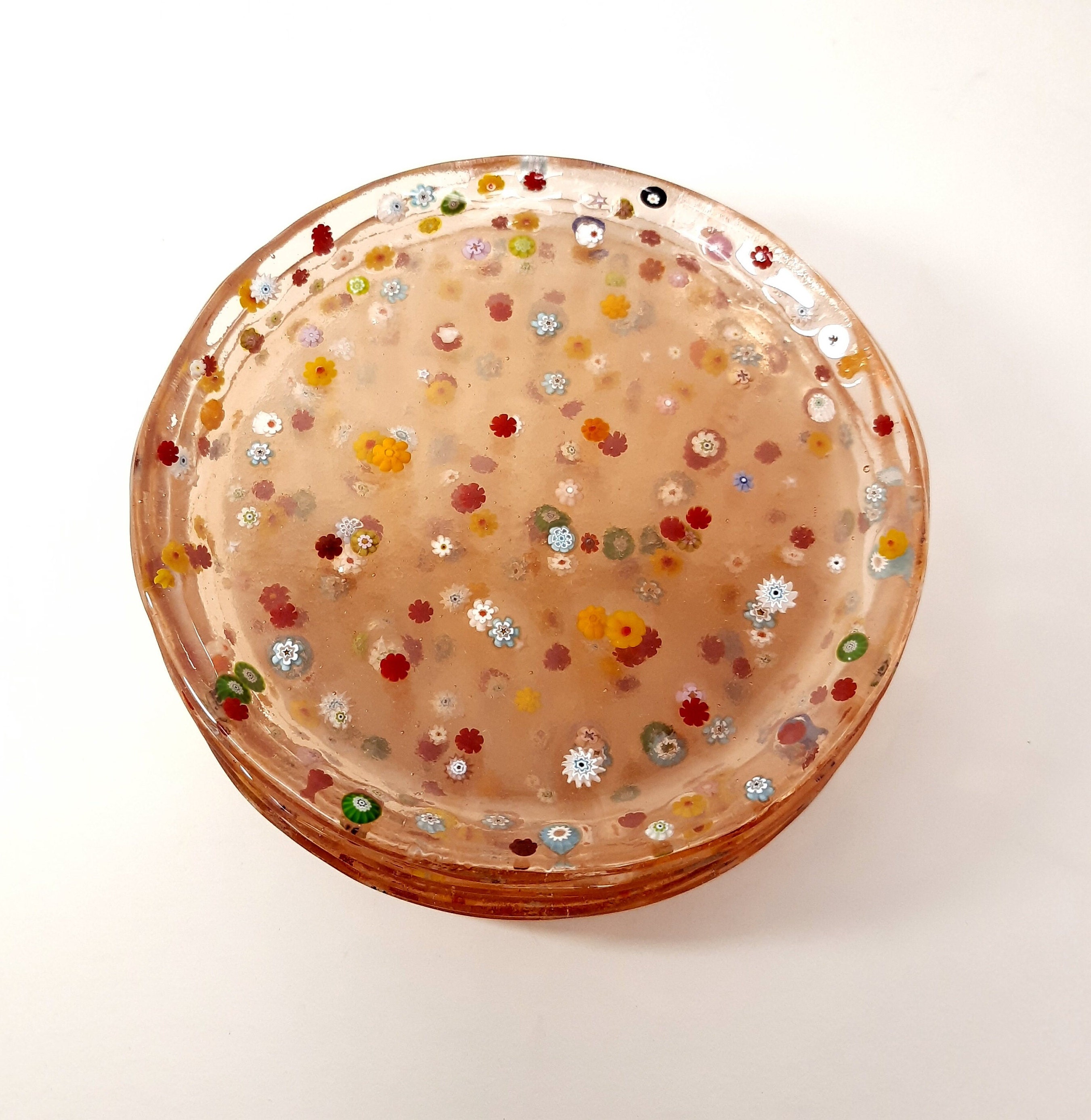 ムラーノガラスの花模様の象嵌皿 6枚セット：ライトオレンジの