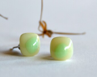 Vanilla and mint green stud earrings, Pastel color glass post Earrings