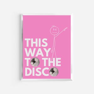 De esta manera se llega a la impresión de discoteca / impresión de bola de discoteca vintage / decoración estética de bola de discoteca bailando / arte de pared divertido / impresiones preppy de moda / años 70 y 80