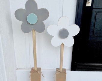 Wooden flowers for porch, Set of 2 wood daisies, Unique entryway decor, Outdoor decorations for porch