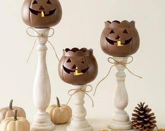 Portavelas rústicos de calabaza otoñales sobre pedestales – Decoración de chimenea otoñal, centro de mesa de calabaza estilo granja, decoración de bandeja escalonada – Juego de 3