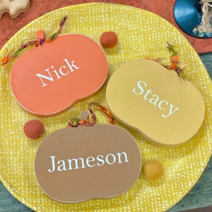 Personalized pumpkin, Wooden pumpkin family