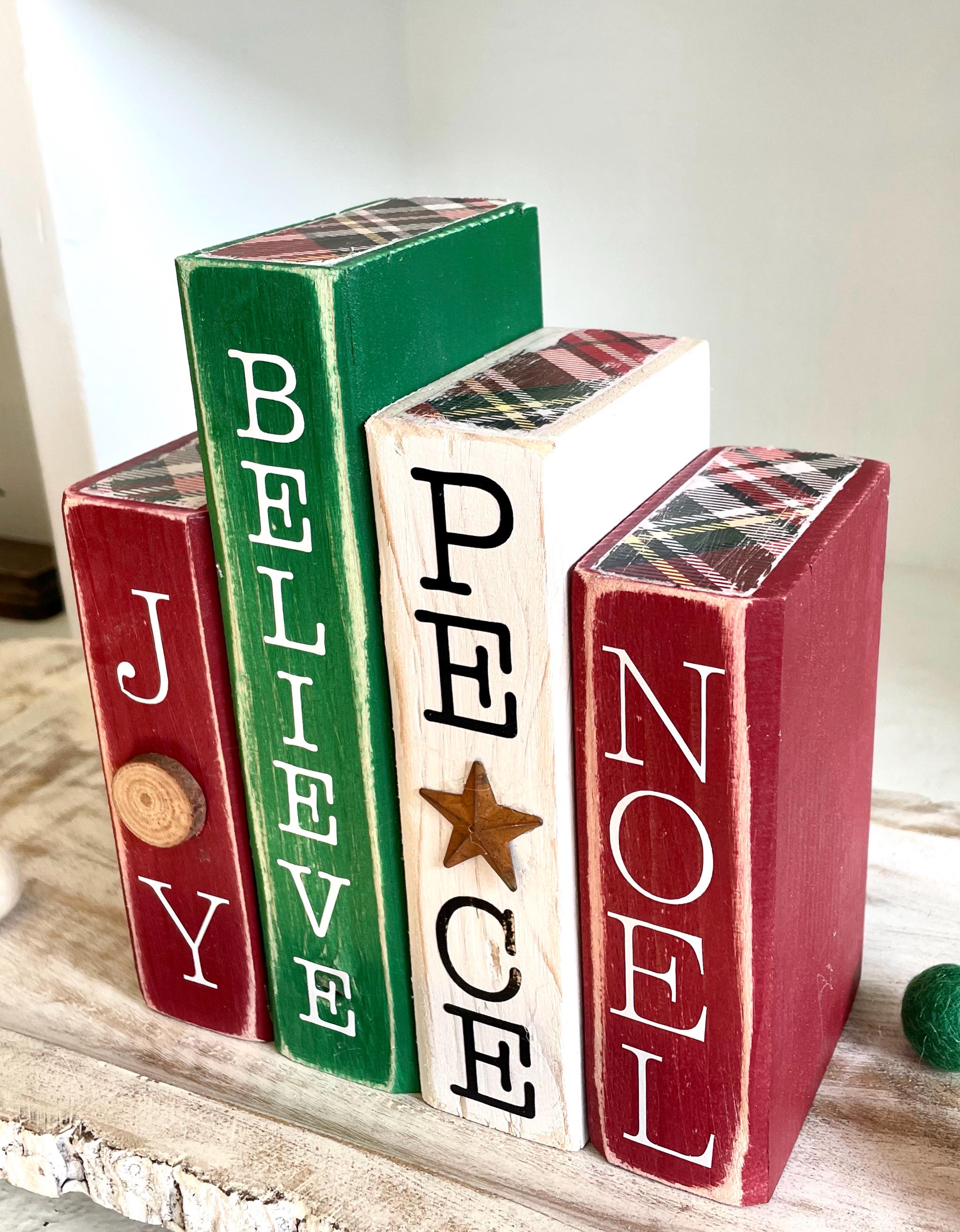 Christmas Plaid Wood Book Stack: Rustic Tiered Tray Decor - Etsy
