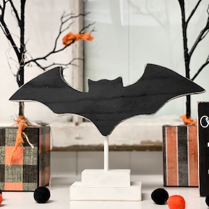 Halloween bat, Table centerpiece or Halloween party, Tiered tray decor