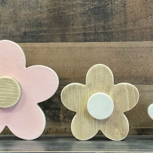 Wooden flowers for nursery, Wood daisies, Baby girl shower gift, Spring decor, Modern style home and kids room, Pink wall and shelf flower