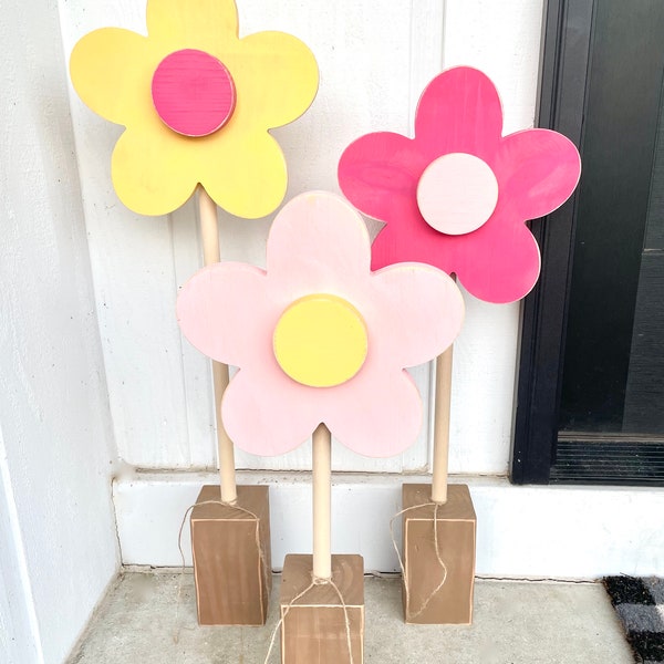 Spring porch decor, Large wooden flowers, Nursery decor, Girls room daisies