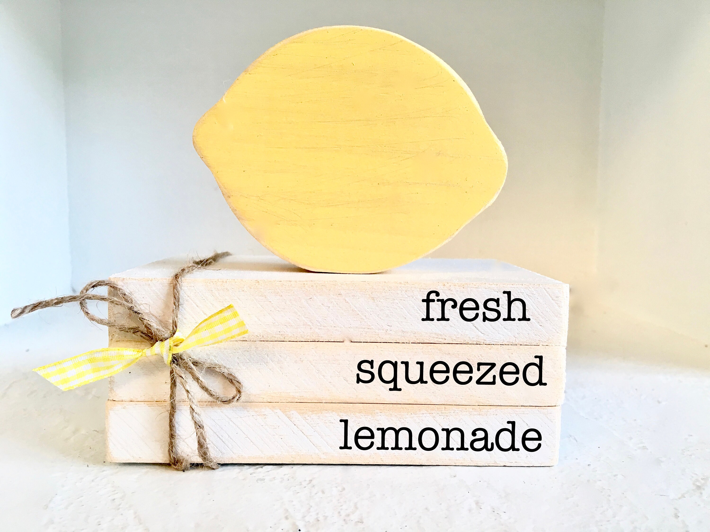 Lemonade Mini Book Stack: Farmhouse Summer Tiered Tray Decor - Etsy