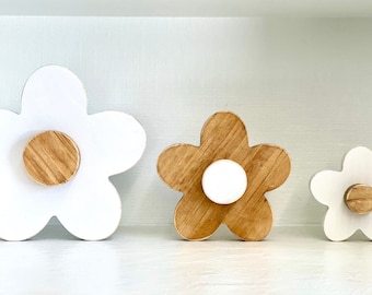 Wooden flowers, Daisies, Summer tiered tray, shelf sitters, minimalist mantle decoration, Porch decor, Girl nursery