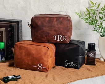 Trousse de toilette en cuir personnalisée, trousse de voyage personnalisée pour homme, garçon d'honneur ou lui en cadeau