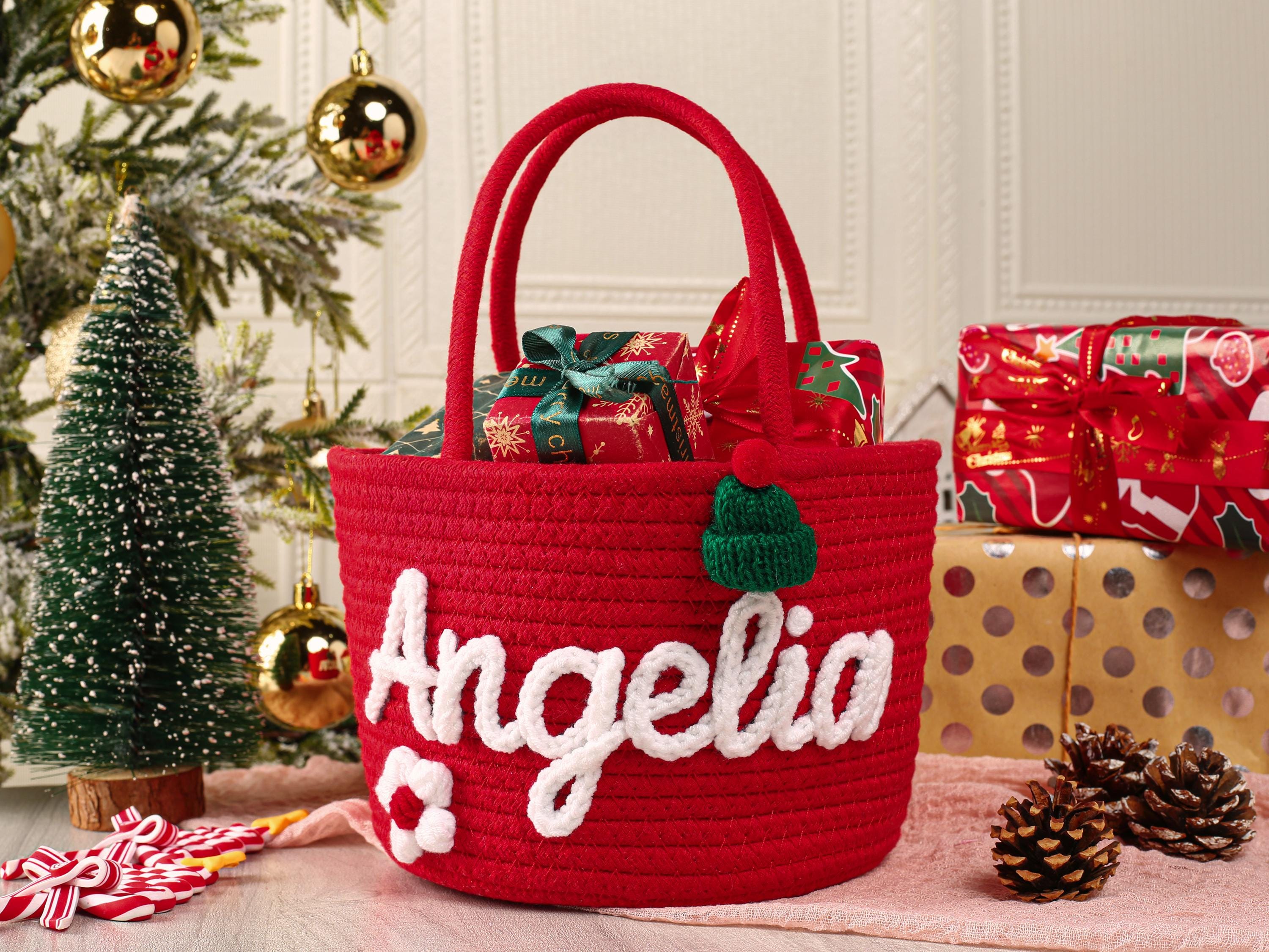 Personalized Christmas Basket,Custom Christmas Gift Basket with Name,Christmas Basket for Boys & Girls,Christmas Decor,Holiday Decor Gift