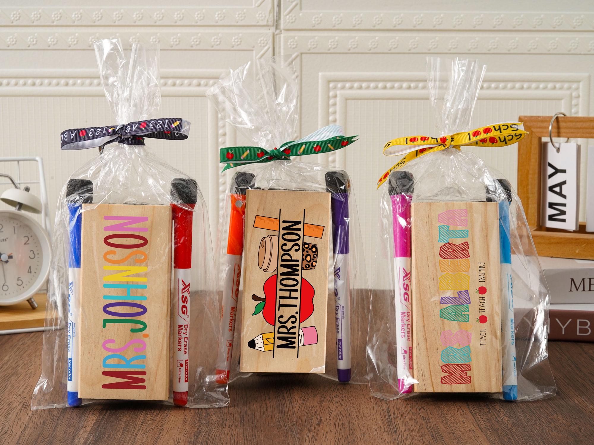 Personalized Teacher Name Whiteboard Eraser, Back to School Teacher Appreciation Gift, Chalkboard Eraser, Eraser for teacher, Art dry eraser