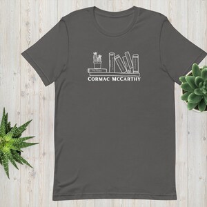Cormac McCarthy bookshelf Unisex t-shirt