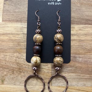 Orecchini con ciondolo in rame, perline, orecchini in rame anticato, regalo orecchini, gioielli in rame, orecchini in rame boho, orecchini pendenti, unici