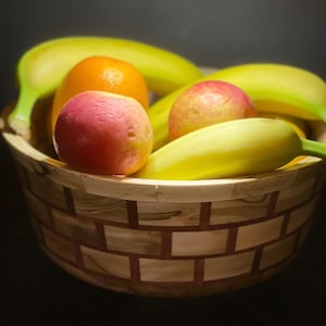 Large segmented bowl