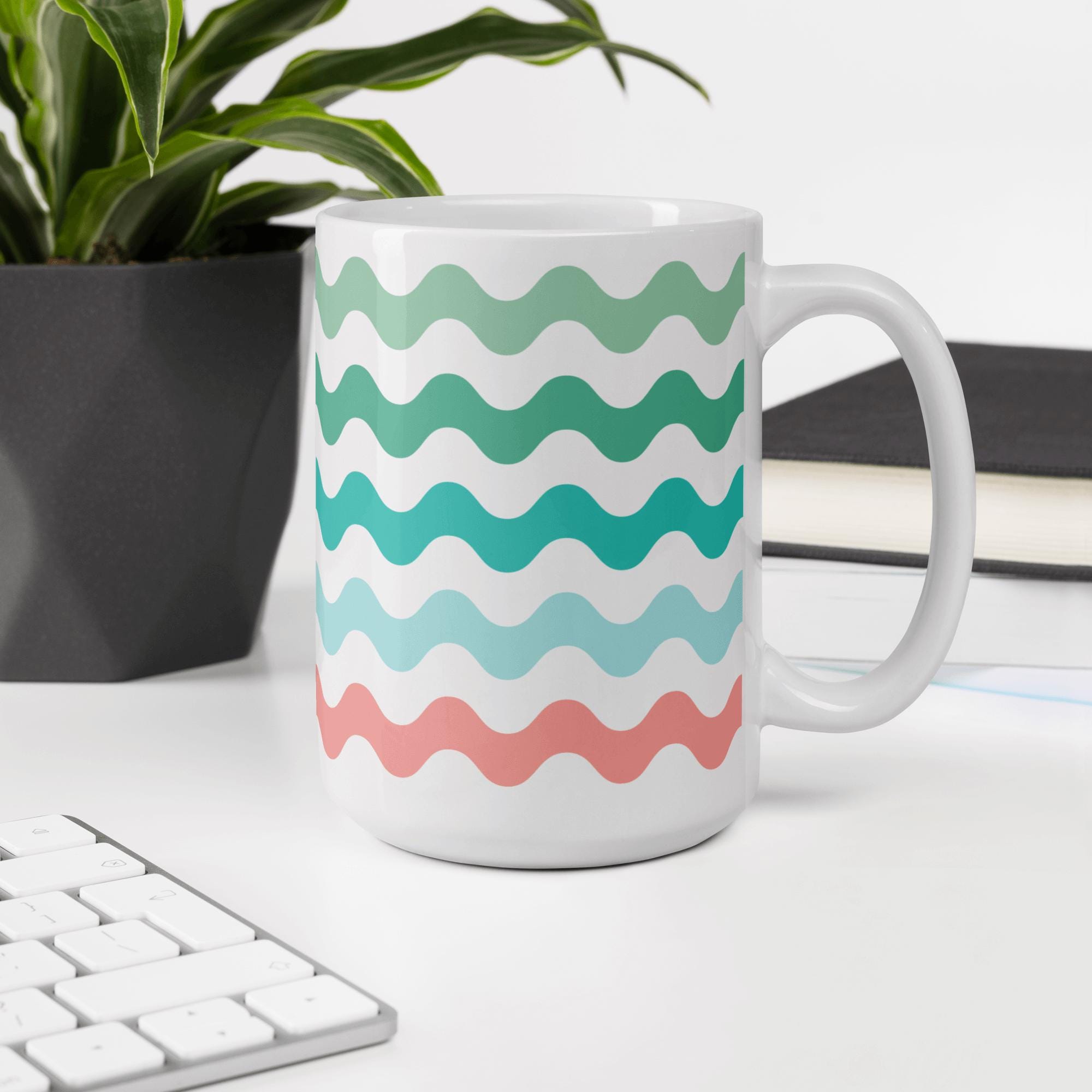 Retro Graphic Wavy 15oz Ceramic Mug