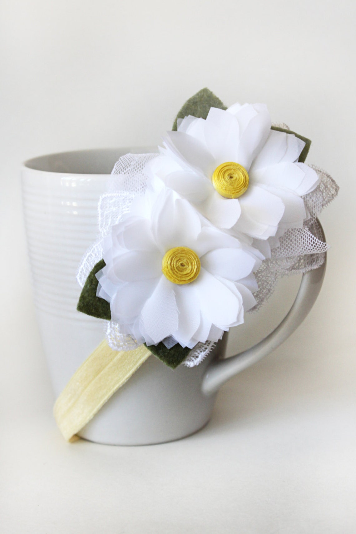 Daisies N' Lace Etsy