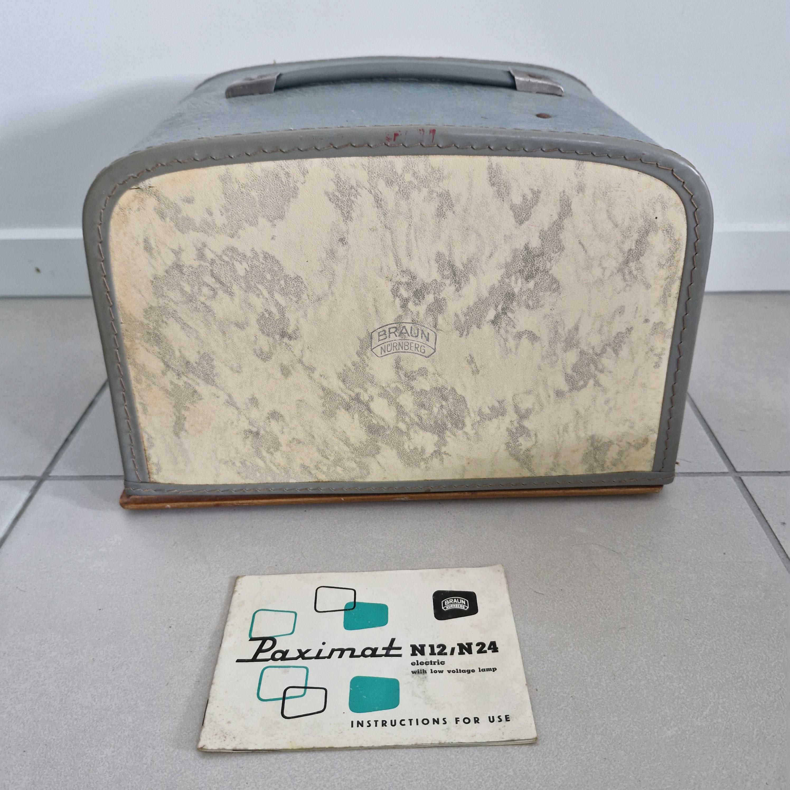 Vintage Braun Nurnberg Paximat-n12 35mm Slide Projector With