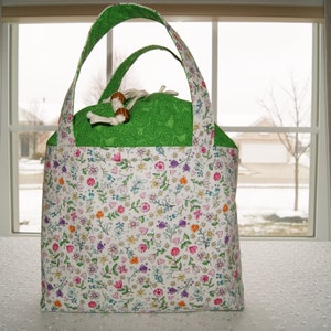 Bucket Style Drawstring Tote, Knitting Crocheting Project Bag, Medium Size Storage Bag image 1