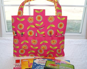 Bolsa de tela con flores rosas: organizador de crayones para colorear y artículos de arte.