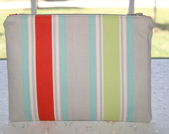 Bolsa de algodón con cremallera hecha a mano: accesorio para bolso a rayas (19 x 14 cm)