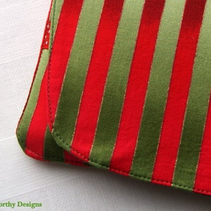 Petit bracelet aux couleurs des Fêtes - Tissu en coton à rayures vertes et rouges - Pochette à main pour femme - Sac de soirée pour femme - Sac à main avec bandoulière