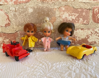 Vintage Liddle Kiddle dockset från 1960-talet - 3 minidockor med bilar - Söt nostalgisk uppvisning eller reparation
