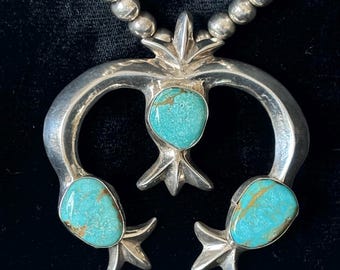 Old Vintage NAVAJO TURQUOISE STERLING Silver Necklace with Naja Pendant Handcrafted