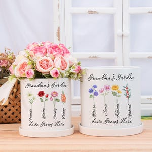 Personalised Flower Pot,Custom Grandma's Garden Flower Pot,Birth Flower Plant Pot for Grandma Mom,Planter Gift for Her,Mother's Day Gifts