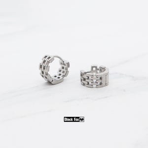 Modern Chain Link Hoop Earring, Titanium, Unique Design, Unisex, Fashionable, Statement Jewelry, Black Hoop Earring, Titanium Huggies, Gift