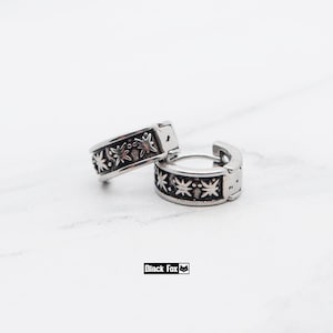 Titanium made hinged starburst hoops, Small size unique design, Hypoallergenic unisex Huggies, Lightweight cartilage Gothic punk earrings