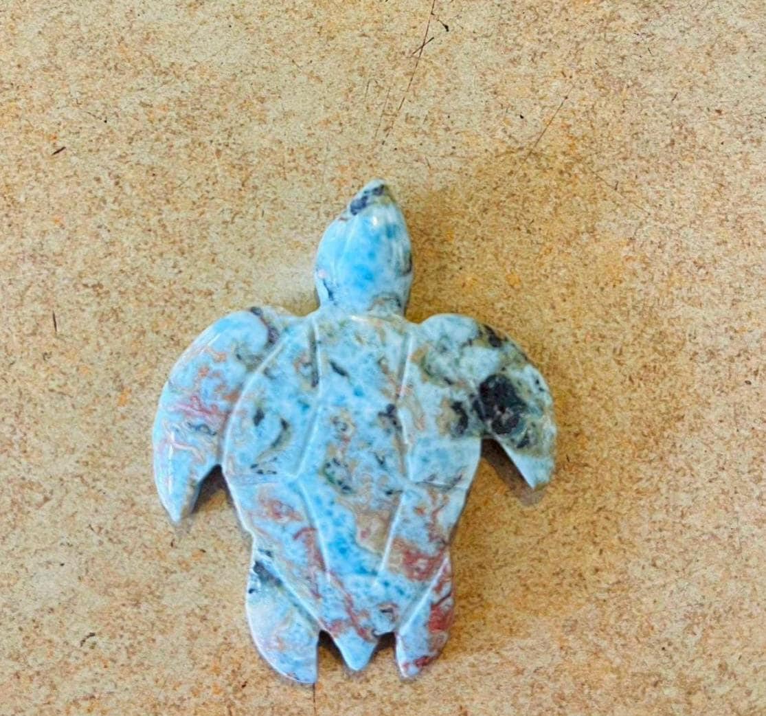 ラリマーの亀の置物 - 天然ブルークリスタルの手彫りの置物 - Etsy 日本