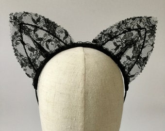 Lace cat ears headband.