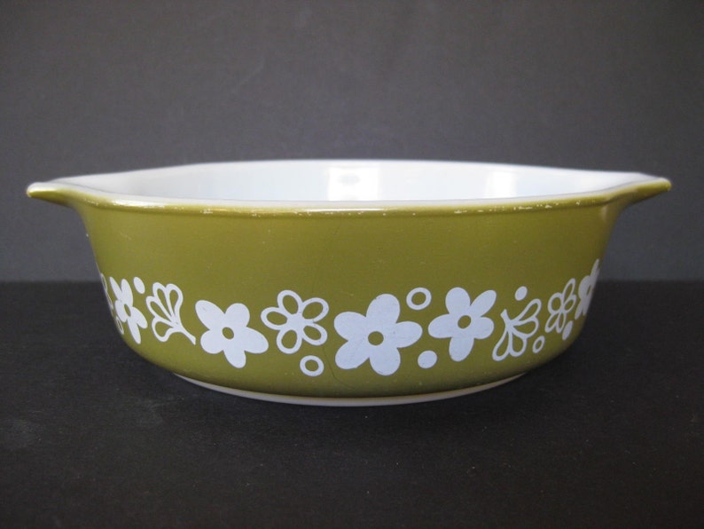 Retro Mod Avocado Flower Power Spring Blossom 1 Pint Pyrex Bowl on Etsy by TheRetroLife crazy daisy lid 1970s milkglass ovenware